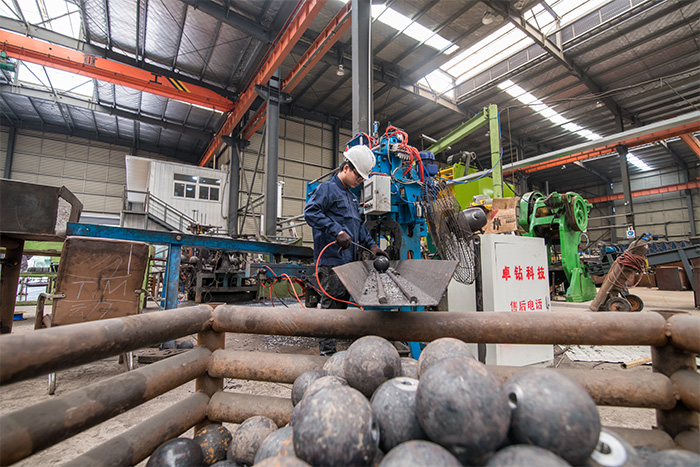 延安网架配件-螺栓球加工车间